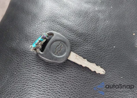 2004 Chevrolet Tahoe Z71 from USA, damaged, VIN 1GNEK13T44R236784